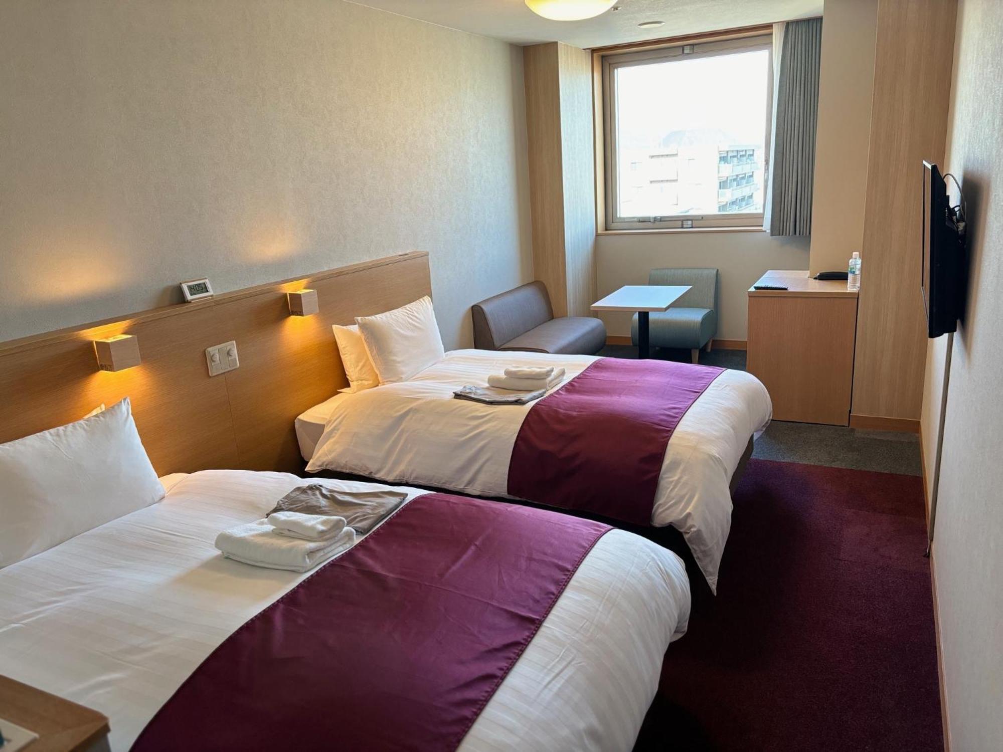 Chateraise Hotel Nagano Bagian luar foto